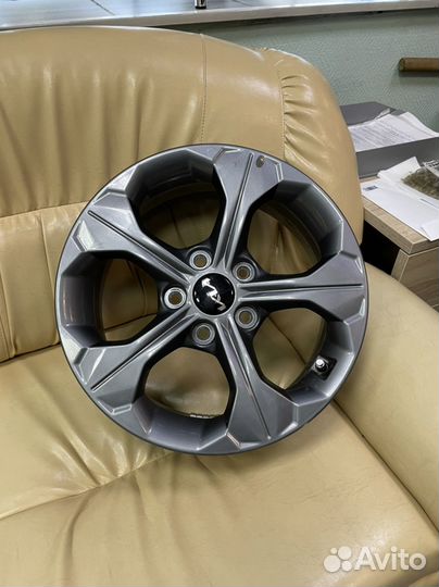 Оригинальные диски KIA Soul R16 2022 года