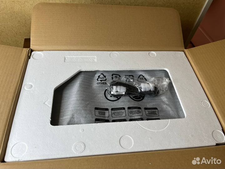 Монитор BenQ XL2411Z 3D, 24