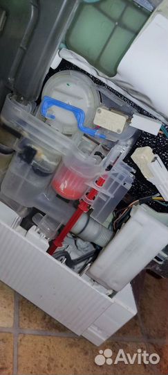 Ремонт стиральных машин Ремонт холодильников