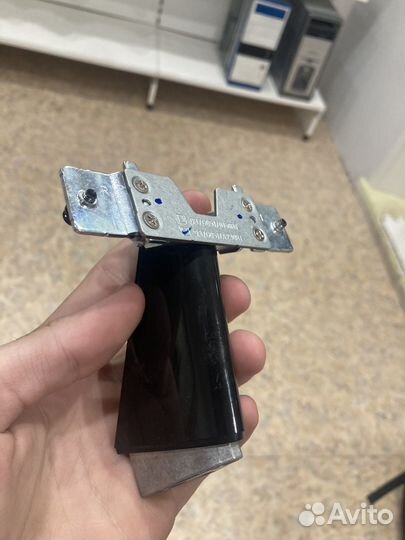 Монитор Asus 22