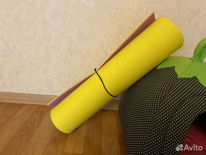 Коврик для йоги и фитнеса