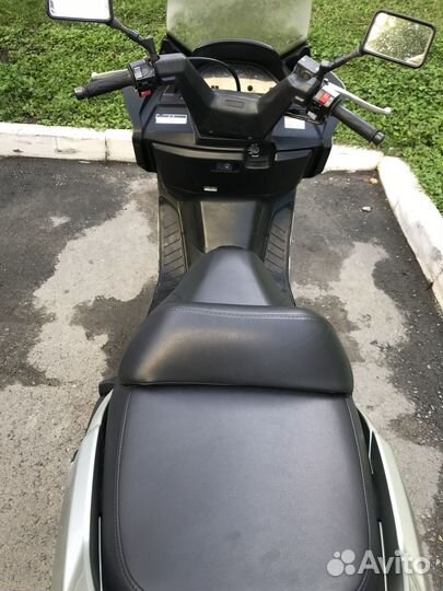 Yamaha majesty 250