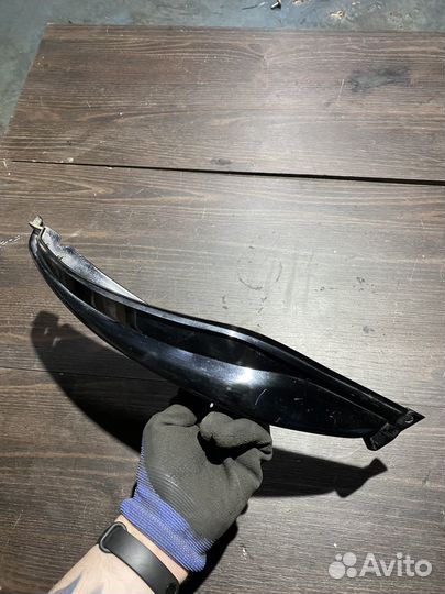 Левый пластик хвоста kawasaki Versys 650 ABS