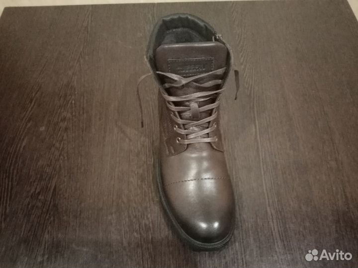 Кожаные ботинки зимние