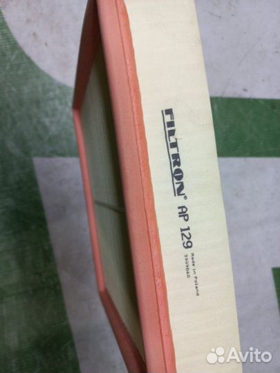 Воздушный фильтр двигателя Opel Omega B 1995