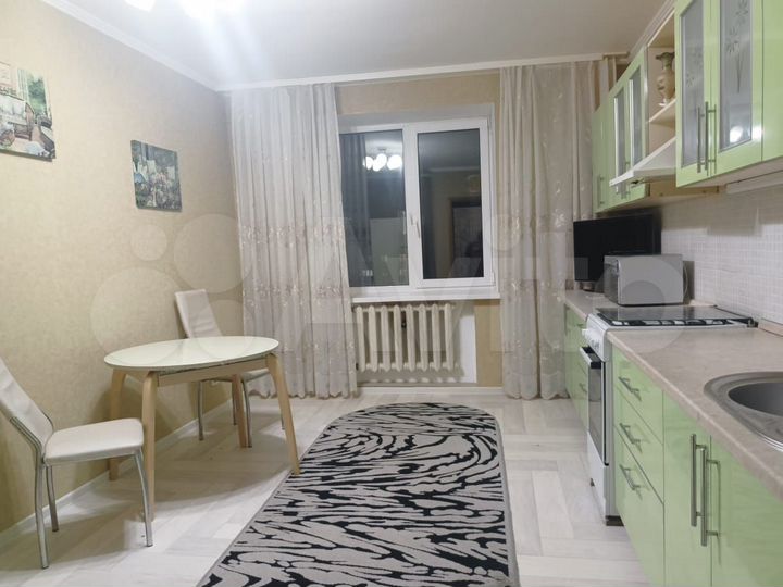 2-к. квартира, 62 м², 7/10 эт.