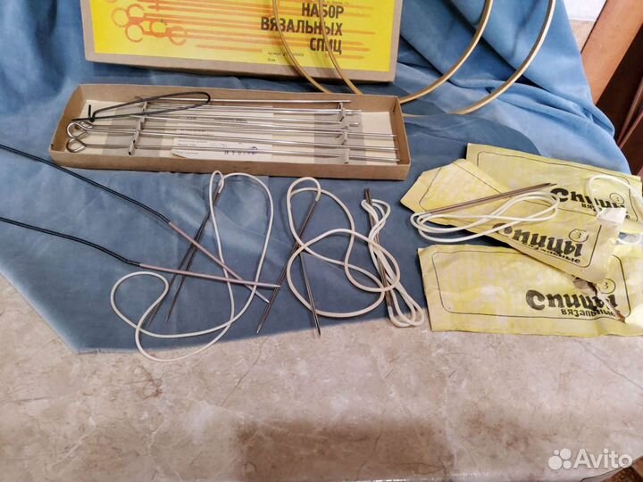 Спицы для вязания и пяльцы для вышивания