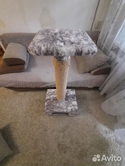 Домик для кошки с когтеточкой