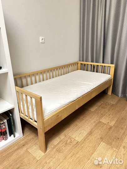 Детская кровать IKEA с матрасом