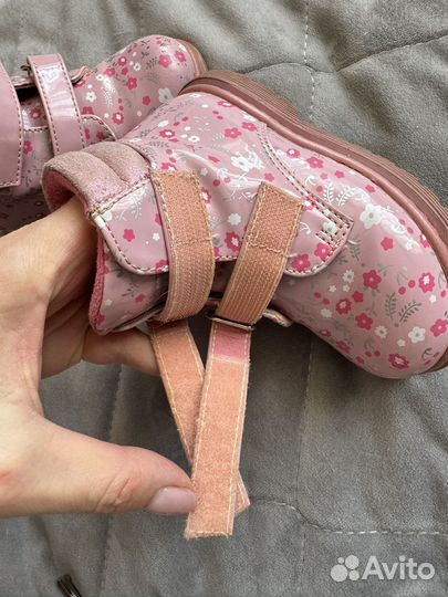 Ботинки демисезонные для девочки 23