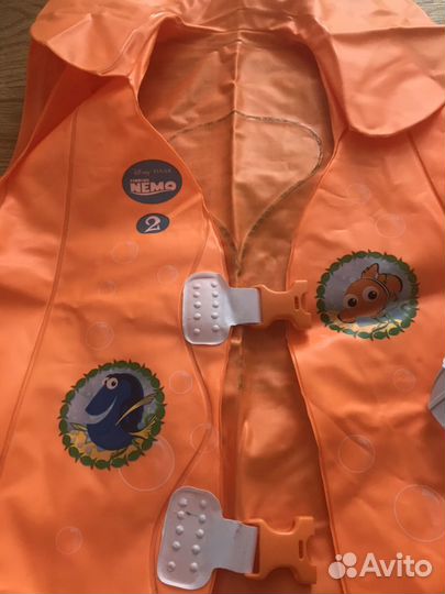 Жилеты для плавания