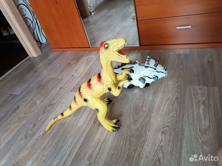 Пакет игрушек динозавров