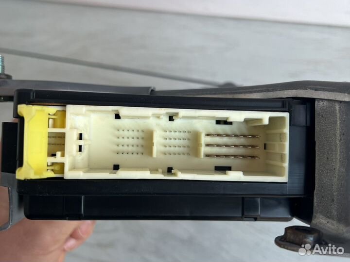 Land Cruiser 200 блок предохранителей