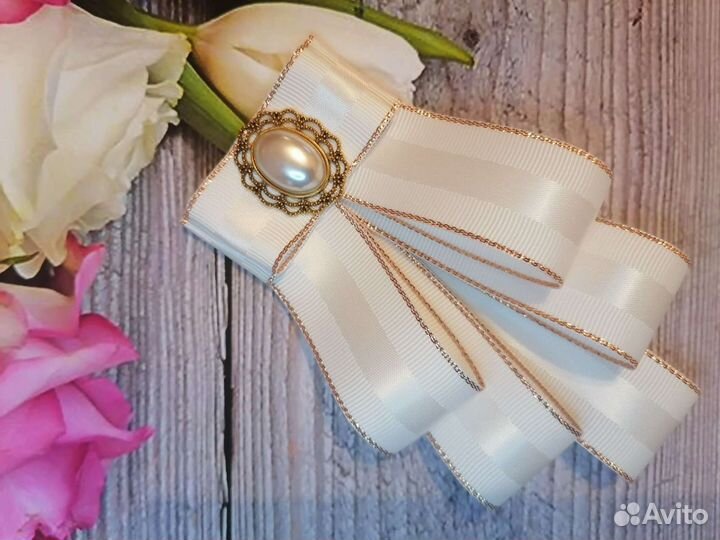 Галстук - брошь, различные варианты