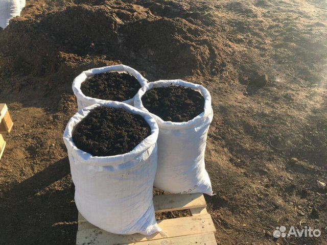 Чёрный грунт в мешках