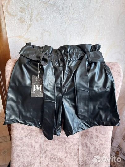 Шорты женские кожаные