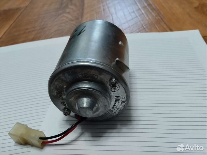 Двигатель обдува салана