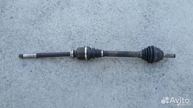 Привод (полуось) передний правый Пежо 308 МКПП