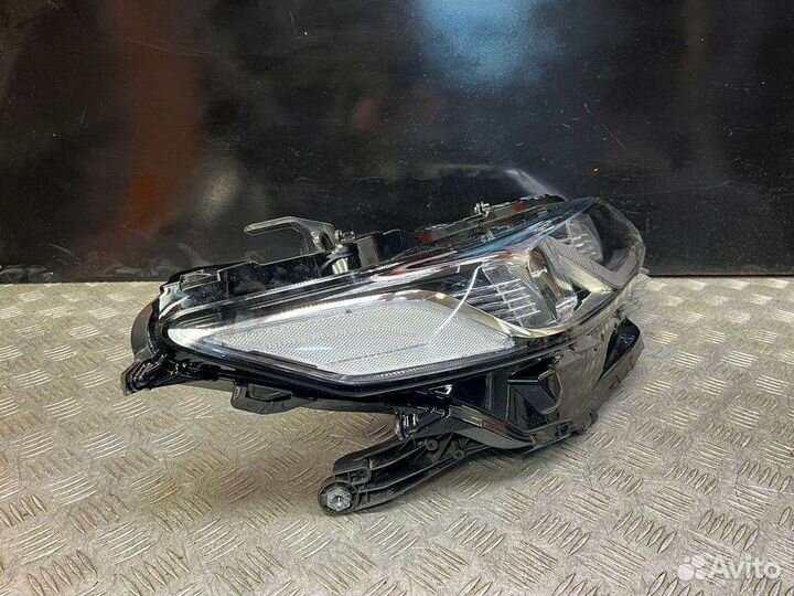 Фара правая Toyota camry xv70