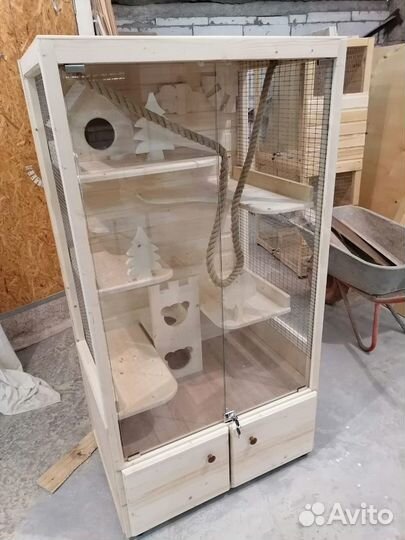 Витрины для шиншиллы,клетки, аксессуары в наличии