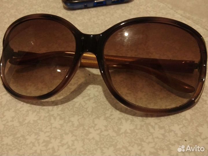 Солнцезащитные очки