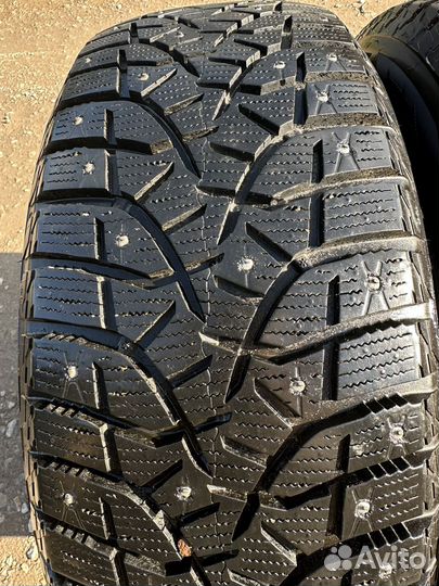 Bridgestone Blizzak Spike-02 SUV 265/60 R18