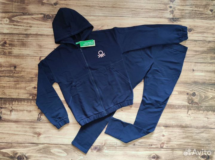 Benetton новый костюм спортивный 168 оригинал