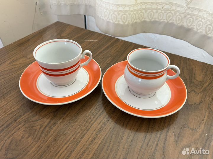 Тарелки кружки стаканы