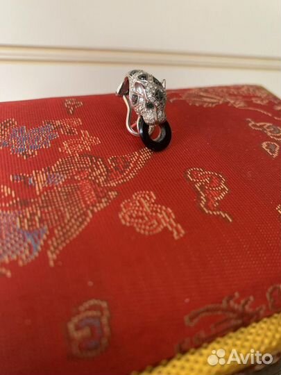 Серьги Роберто браво