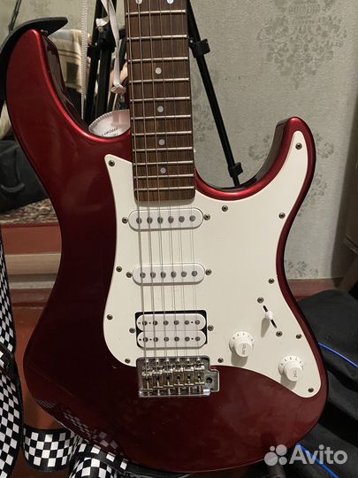 Электрогитара yamaha pacifica 012