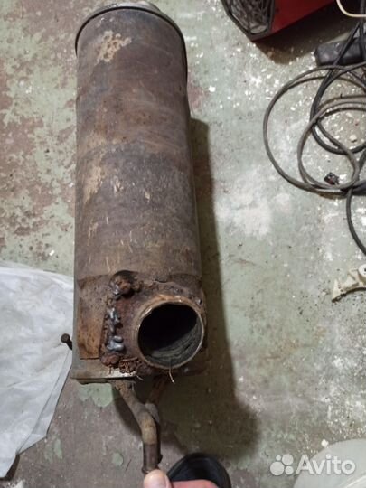 Глушитель на Митсубиси аутлендер XL под ремонт