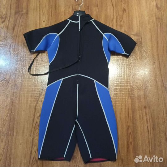 Гидрокостюм