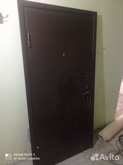 Дверь входная металлическая