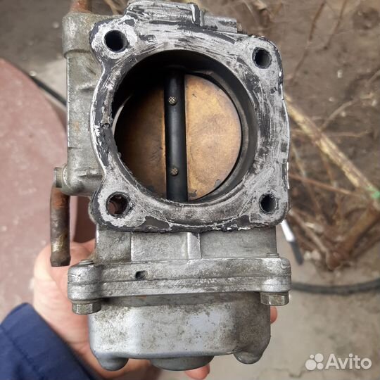 Дроссельная заслонка