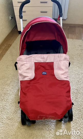 Прогулочная коляска chicco