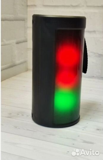 Беспроводная блютуз колонка