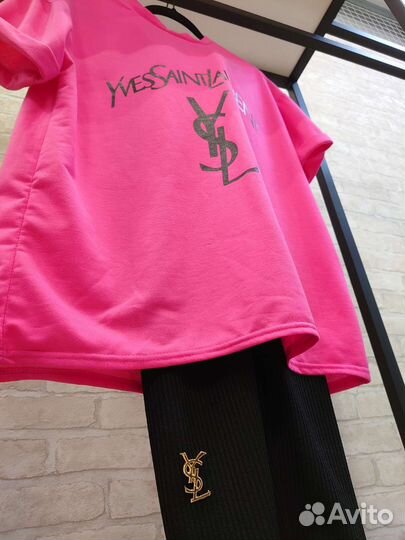 Костюм женский с лосинами (штрипками)