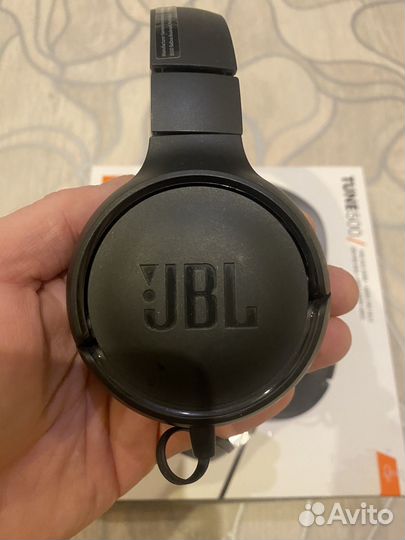 Наушники JBL tune 500