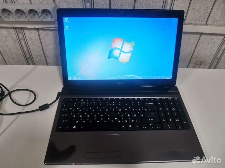 Ноутбук Acer Aspire 5560 2011 на запчасти