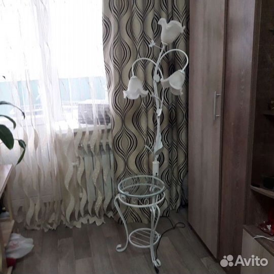 Торшер напольный