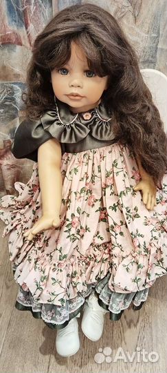 Кукла коллекционные виниловая Бутончик от Левениг