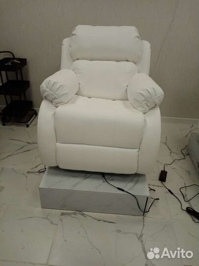 Кресло реклайнер электрическое