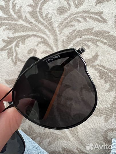 Солнцезащитные очки polaroid