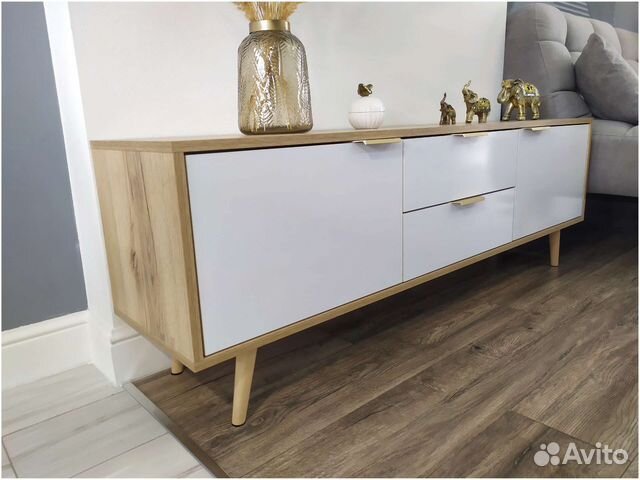 Тумба под телевизор