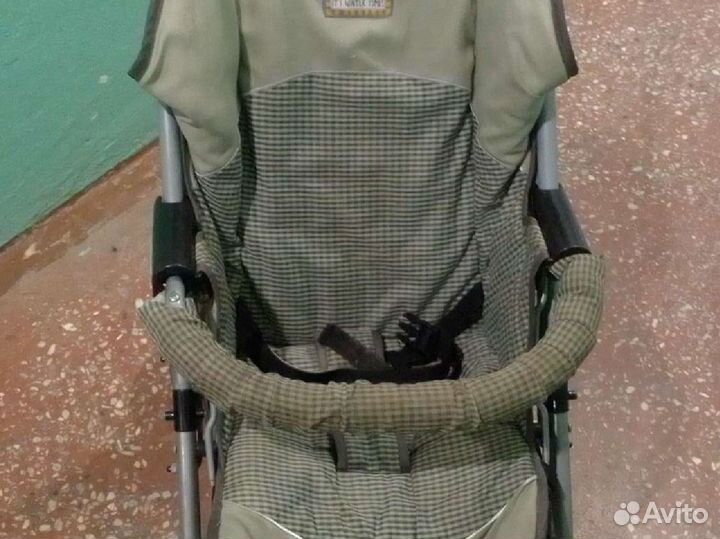 Прогулочная коляска.три коляски
