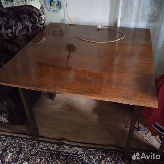 Тележка, бочка, стол, лестница, баллоны