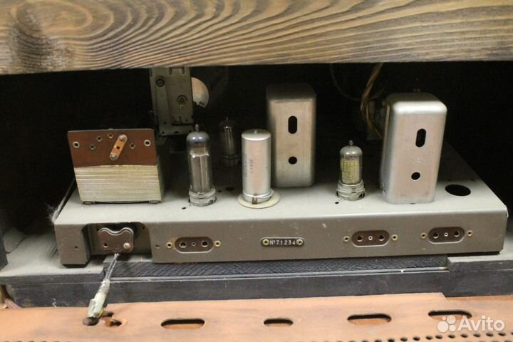 Ламповый приёмник Schneider-Freres Concerto 105