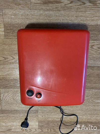 Уф лампа для ногтей