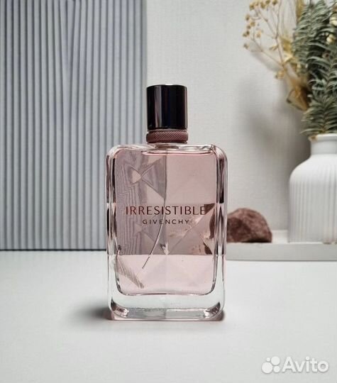 Irresistible Givenchy Very Floral 80 мл