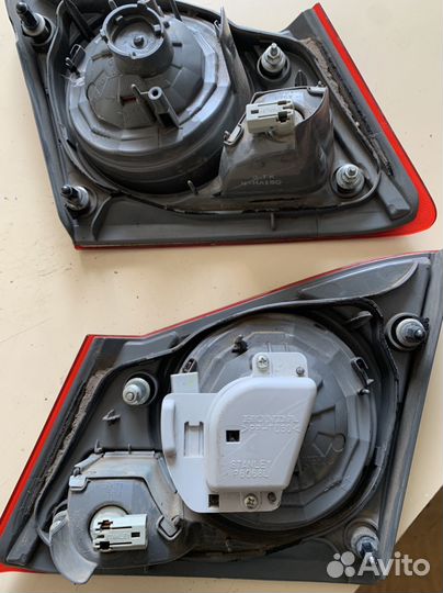 Фонари на крышку багажника